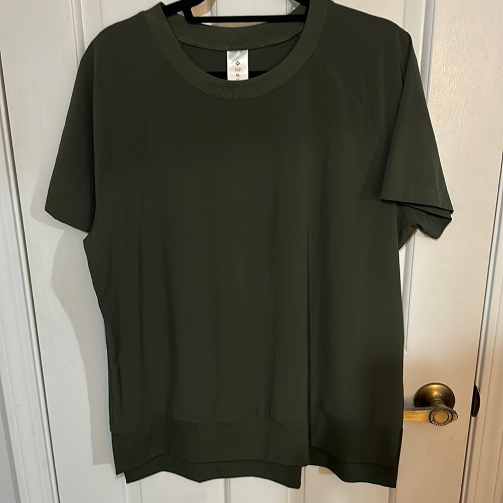 Sam’s Women’s Top